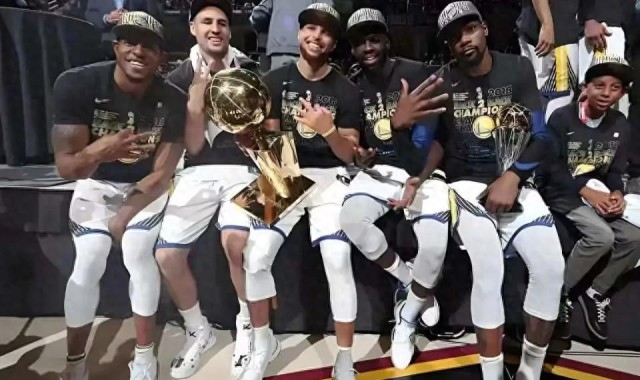 kaiyun体育网-湖人128-104大胜国王，黄蜂崛起，新版海啸兄弟横空出世！